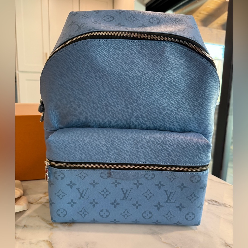 Louis Vuitton NIB Denim Blue Taigarama Discovery Backpack Silver Hardware
